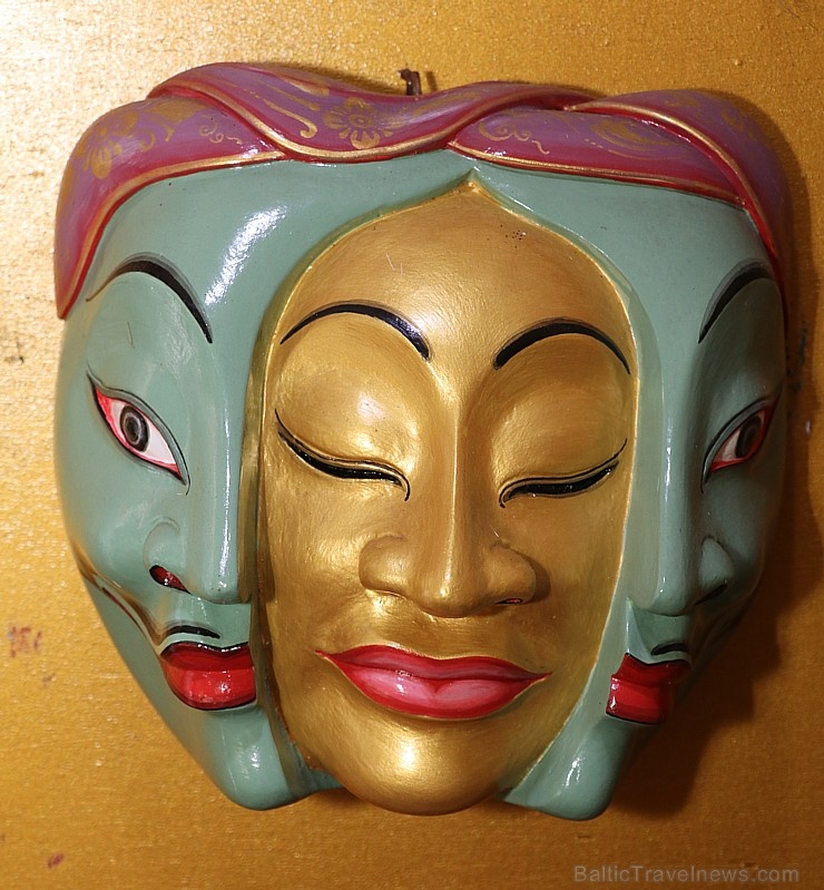Bali viesnīcas «Ayung Resort Ubud» mākslas darbi, maskas un skulptūras. «Turkish Airlines» un «365 Brīvdienas» 279741