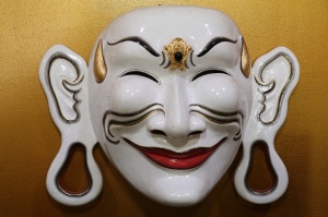 Bali viesnīcas «Ayung Resort Ubud» mākslas darbi, maskas un skulptūras. «Turkish Airlines» un «365 Brīvdienas» 27