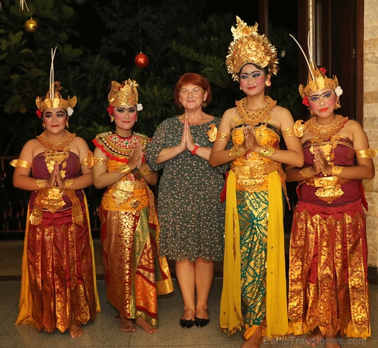 Travelnews.lv izbauda Bali džungļu viesnīcas «Ayung Resort Ubud» vakariņas.  «Turkish Airlines» un «365 Brīvdienas» 279815