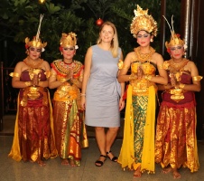 Travelnews.lv izbauda Bali džungļu viesnīcas «Ayung Resort Ubud» vakariņas.  «Turkish Airlines» un «365 Brīvdienas» 23
