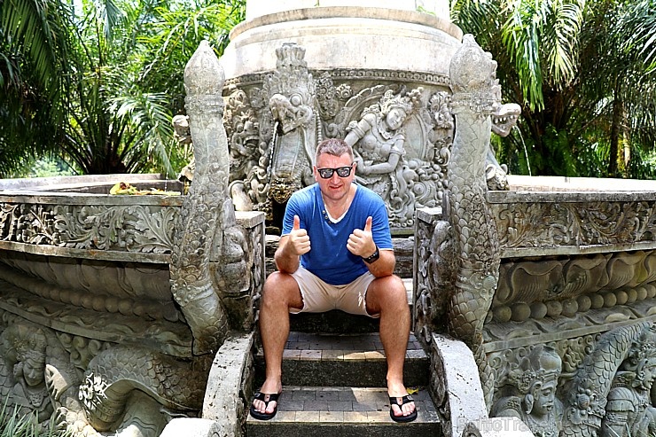 Travelnews.lv iepazīst Bali džungļu viesnīcu «Ayung Resort Ubud» un tās teritoriju.  «Turkish Airlines» un «365 Brīvdienas» 279944