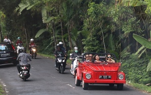 Travelnews.lv piedāvā fotomirkļus no Bali ielas dzīves un transporta 12