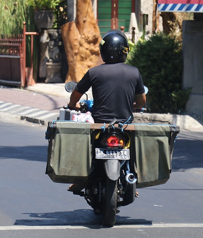 Motorolleri ir viens no svarīgākajiem transporta līdzekļiem Bali salā. «Turkish Airlines» un «365 Brīvdienas» 280492