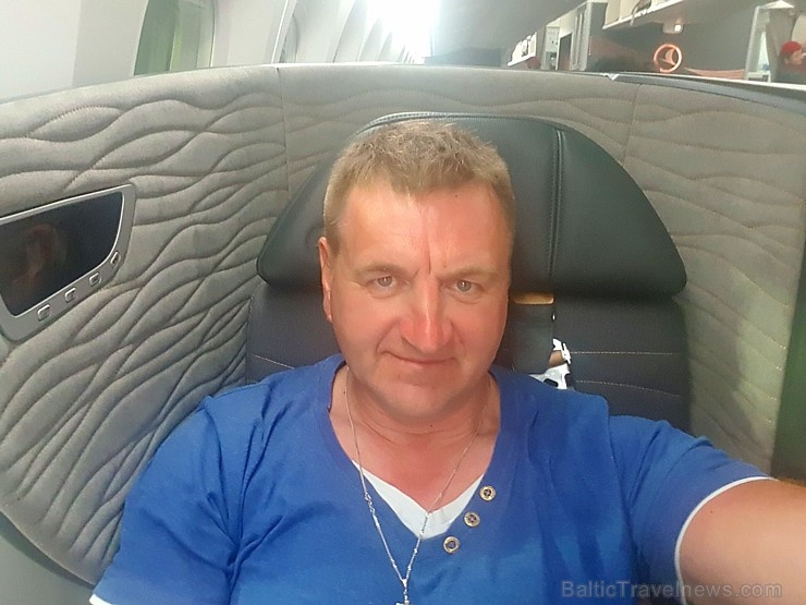 Travelnews.lv biznesa klasē ar «Turkish Airlines» lido maršrutā Bali- Stambula - Rīga. «Turkish Airlines» un «365 Brīvdienas» 281294