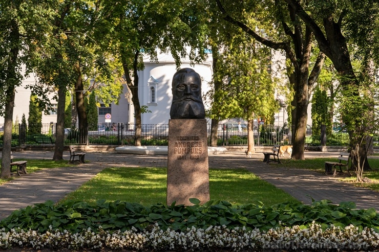 Daugavpils pilsētas vēsturiskais centrs ir pilsētas vispievilcīgākā vieta un viens no veiksmīgākajiem paraugiem, kur izdevies rast kompromisu starp se 281541