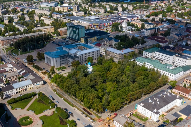Daugavpils pilsētas vēsturiskais centrs ir pilsētas vispievilcīgākā vieta un viens no veiksmīgākajiem paraugiem, kur izdevies rast kompromisu starp se 281556
