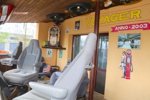 Travelnews.lv apmeklē Ogrē izcilu autofanu un ballīšu izklaides vietu «VoyagerClub» 13