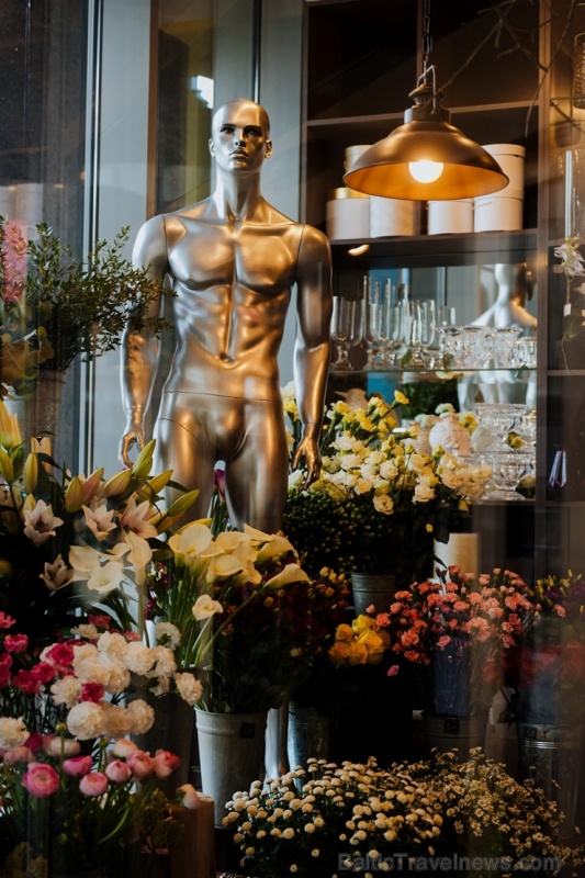 Viesnīcā Hotel ROMA atklāts Valmieras uzņēmēja ziedu salons 