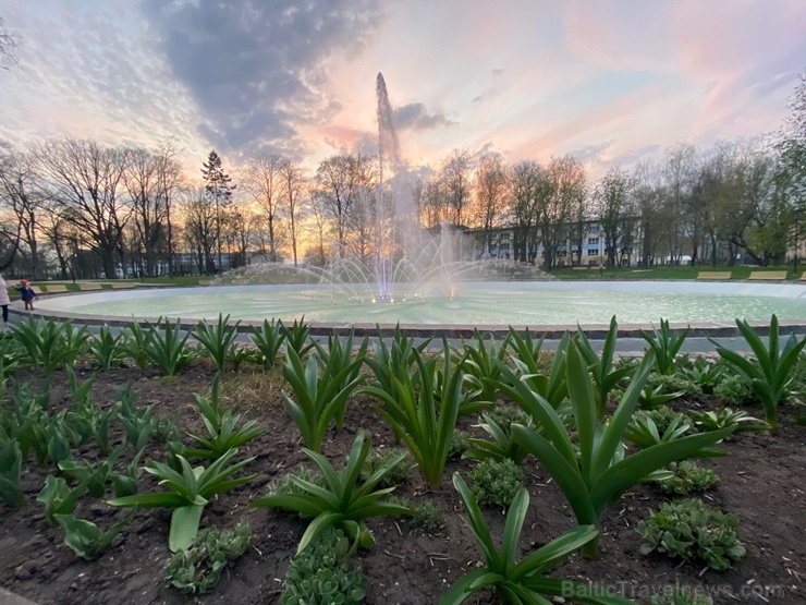 Daugavpilī ieslēgta pilsētas galvenā strūklaka Dubrovina parkā 282312