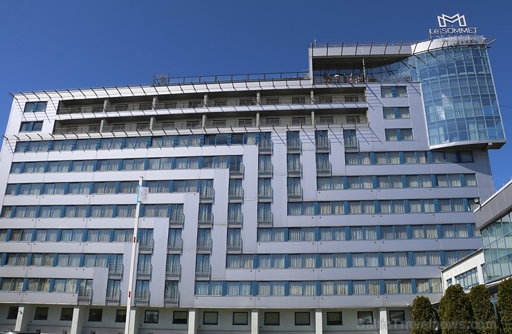 Pārdaugavas viesnīca «Bellevue Park Hotel Riga» pa kluso atzīmē 20 gadu jubileju 283126
