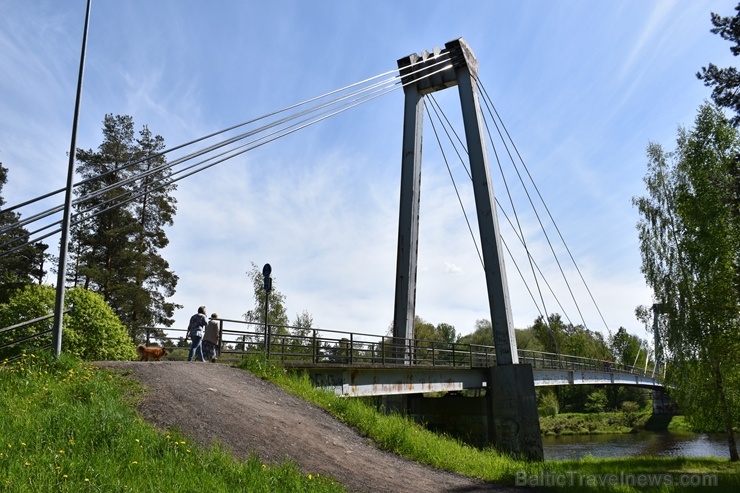 Valmiera sveicina vasaru, koši plaukstot un zaļojot 283613