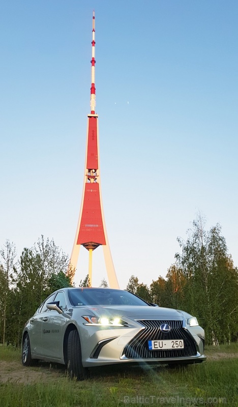 Travelnews.lv apceļo Latviju ar «Lexus ES 300h» 283653