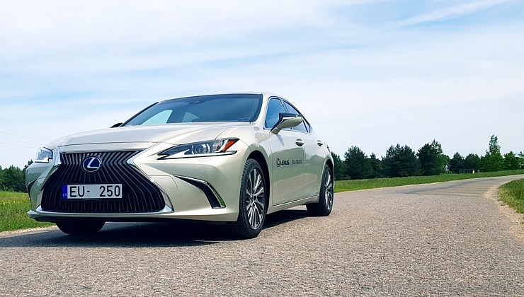 Travelnews.lv apceļo Latviju ar «Lexus ES 300h» 283660