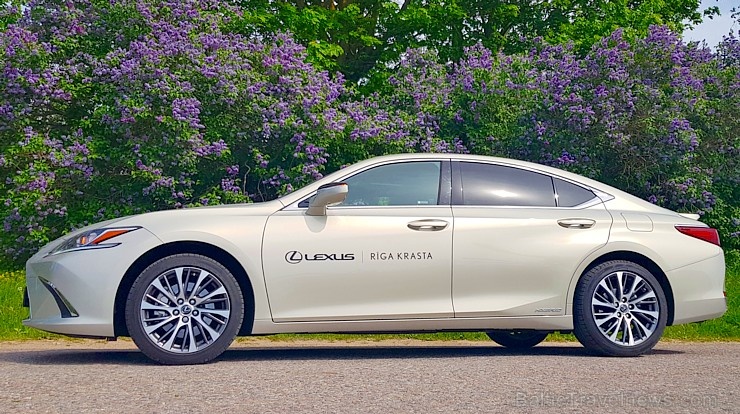 Travelnews.lv apceļo Latviju ar «Lexus ES 300h» 283662