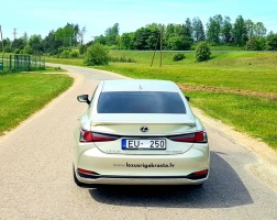 Travelnews.lv apceļo Latviju ar «Lexus ES 300h» 11