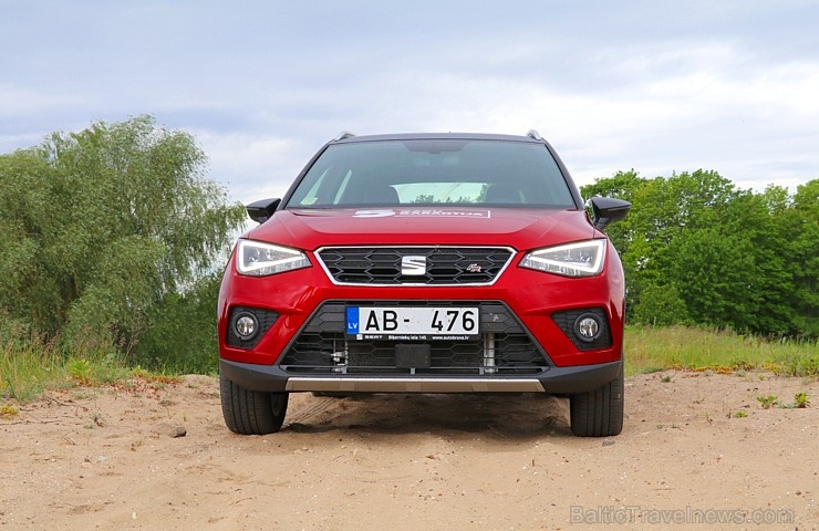 Travelnews.lv apceļo Latviju ar spānisko «Seat Arona» 284187