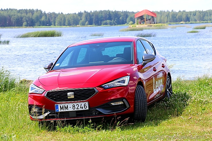 Travelnews.lv apceļo Latviju ar jauno «SEAT Leon FR eTSI» 285461