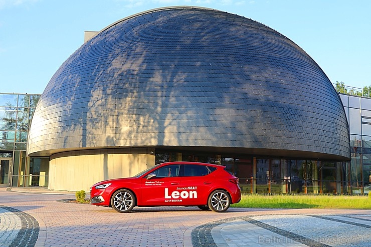 Travelnews.lv apceļo Latviju ar jauno «SEAT Leon FR eTSI» 285471