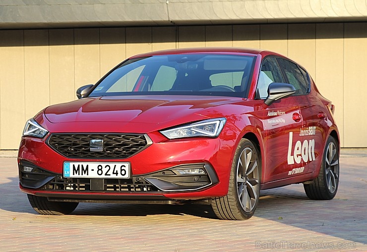 Travelnews.lv apceļo Latviju ar jauno «SEAT Leon FR eTSI» 285473