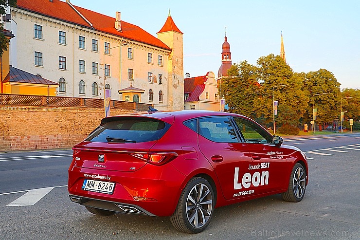 Travelnews.lv apceļo Latviju ar jauno «SEAT Leon FR eTSI» 285481