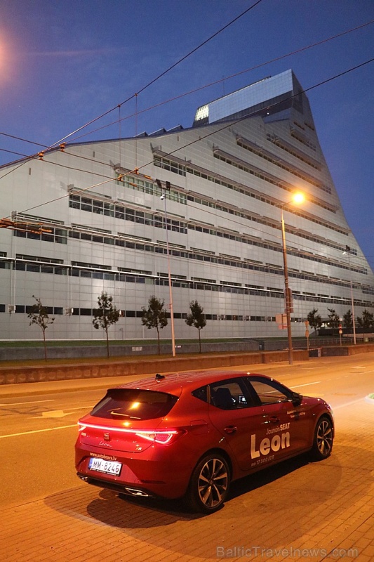Travelnews.lv apceļo Latviju ar jauno «SEAT Leon FR eTSI» 285494