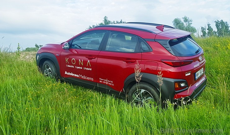 Travelnews.lv apceļo Latviju ar krosoveru «Hyundai Kona Hybrid» 285869
