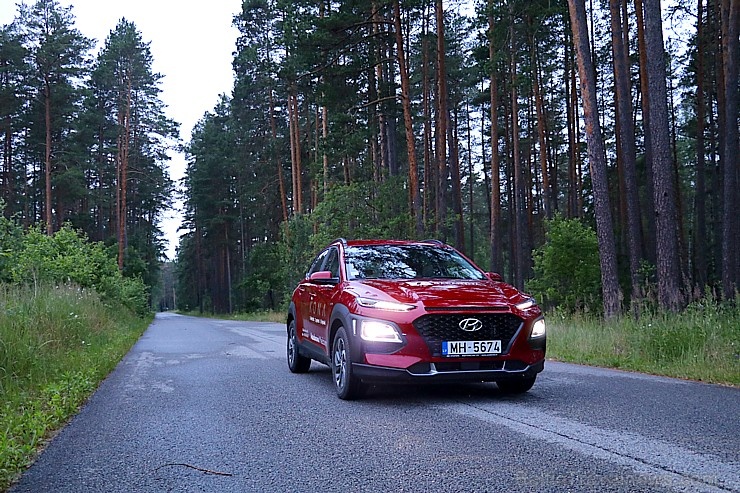 Travelnews.lv apceļo Latviju ar krosoveru «Hyundai Kona Hybrid» 285889