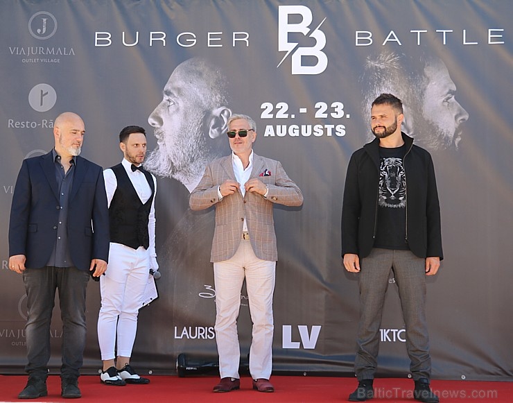 Viktors Ravdive un Lauris Aleksejevs aicina uz «Burger Battle» jaunajā «Via Jurmala Outlet Village» 286398