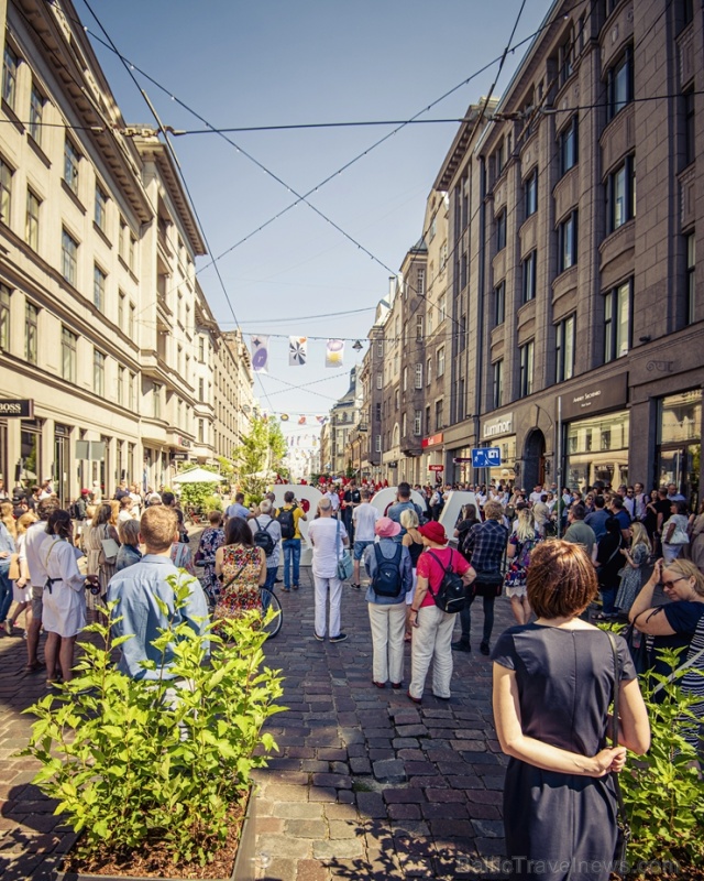 Tērbatas iela Rīgā uz mēnesi tiek nodota gājēju, riteņbraucēju un tirgotāju rīcībā 286425