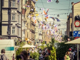 Tērbatas iela Rīgā uz mēnesi tiek nodota gājēju, riteņbraucēju un tirgotāju rīcībā 25