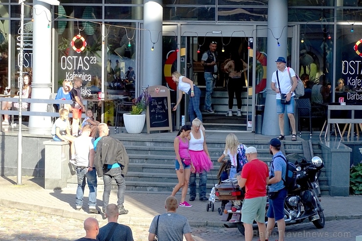 Ventspils ielas un ostas promenādi pierūcina «Kurland bike meet 2020» Motociklu parāde 286642
