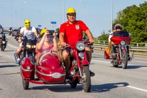 Ventspils ielas un ostas promenādi pierūcina «Kurland bike meet 2020» Motociklu parāde 45