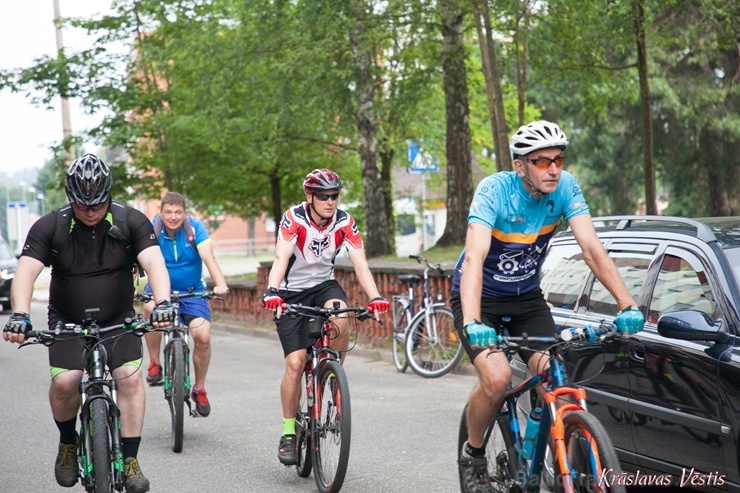 Velobraucējiem Krāslavā atklāts jauns pierobežas velomaršruts «Krāslava – Piedruja» 286808