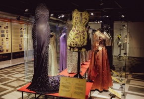 Modes muzejā Rīgā atklāj Itālijas modei veltītu izstādi 2