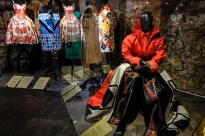 Modes muzejā Rīgā atklāj Itālijas modei veltītu izstādi 15