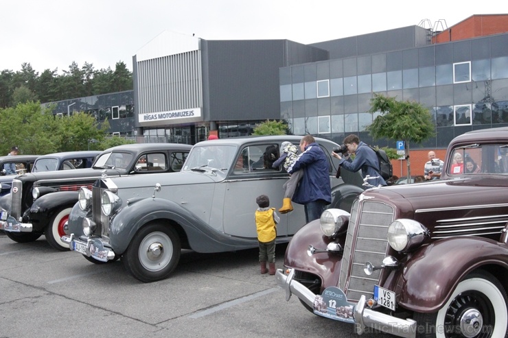 2020. gada 25. jūlijā no Rīgas Motormuzeja uz Cēsīm startēja retro auto parāde 
