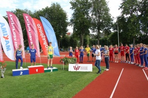 Indra Mackeviča Latvijas izlases sastāvā izcīna Baltijas vieglatlētikas U16 čempionātā 3.vietu 800 metru skrējienā 14