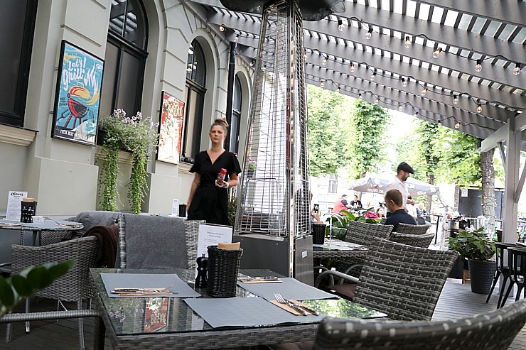 Travelnews.lv iepazīst Rīgas britu stila restorānu «Olivers» piektdienas vakarā 287669