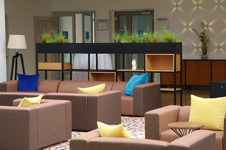 Jūrmalas viesnīca «SemaraH Hotel Lielupe» darbdienās piedāvā birojiem nomainīt darba vidi 287727