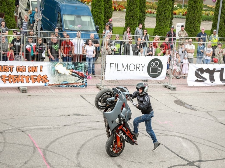 Starptautiskajā motociklistu saietā Madonā pulcējas motobraucēji un moto entuziasti 288116