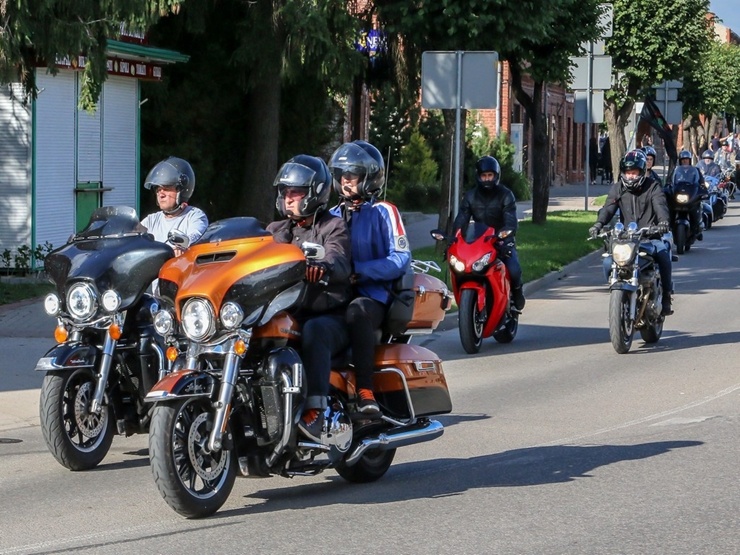 Starptautiskajā motociklistu saietā Madonā pulcējas motobraucēji un moto entuziasti 288118