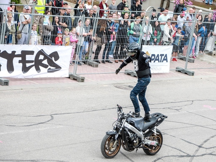 Starptautiskajā motociklistu saietā Madonā pulcējas motobraucēji un moto entuziasti 288164