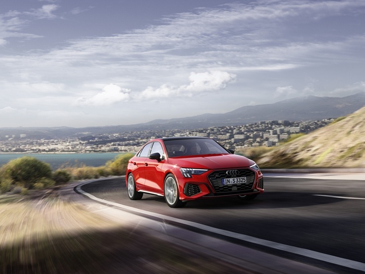 Audi ceļotājiem prezentē jauno paaudzi - S3 Sportback un S3 Limousine 288330