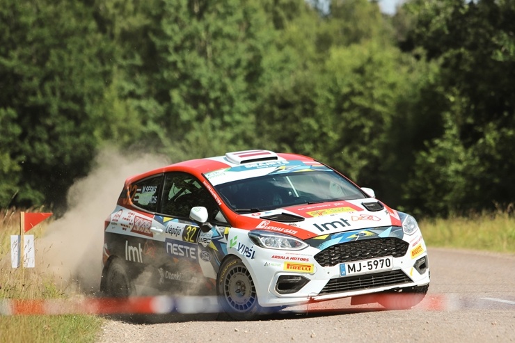 Ilgi gaidītais «Rally Liepāja» pulcē auto fanus no Latvijas un ārzemēm 288671