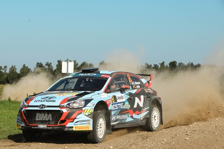 Ilgi gaidītais «Rally Liepāja» pulcē auto fanus no Latvijas un ārzemēm 288703