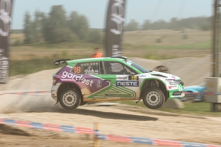 Ilgi gaidītais «Rally Liepāja» pulcē auto fanus no Latvijas un ārzemēm 288711