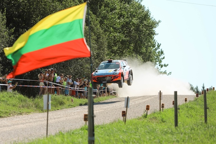 Ilgi gaidītais «Rally Liepāja» pulcē auto fanus no Latvijas un ārzemēm 288731
