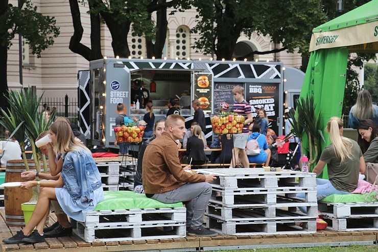 Rīgā 22.08.2020 jau ceturto reizi notiek «Rīgas Burgeru Festivāls 2020» 289224