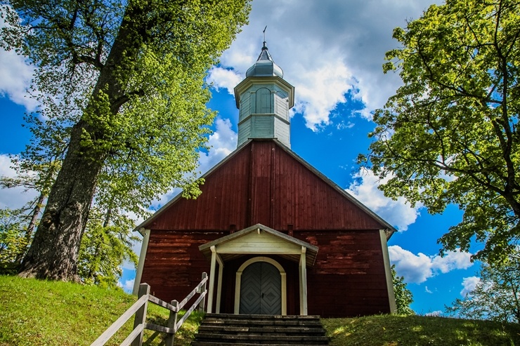 Turaidas muzejrezervāta 43.63 hektārus lielā teritorija ir bagāta ar arheoloģijas, arhitektūras, vēstures un mākslas pieminekļiem, kuri stāsta par not 289784