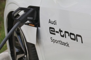Travelnews.lv uzlādē «Audi e-tron Sportback» Smiltenē un izbauda pilsētas viesmīlību 8